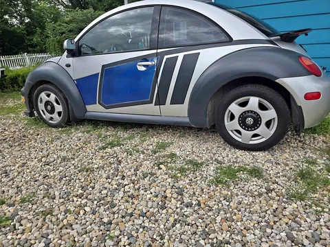 2000 Volkswagen Beetle 2.0T Coast Hatchback 2D