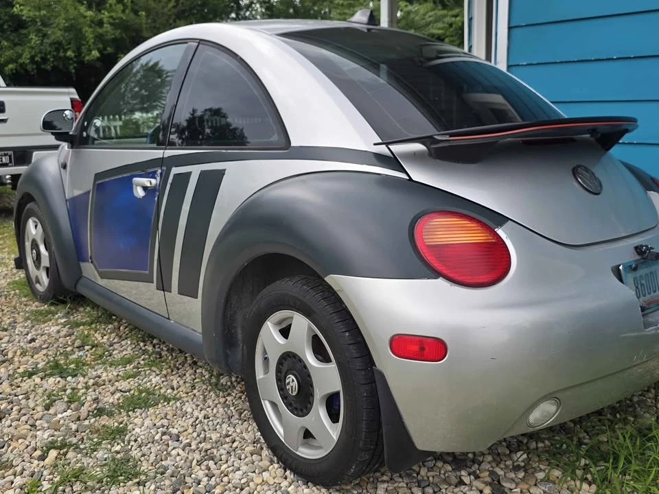 2000 Volkswagen New Beetle - Image 6 of 10