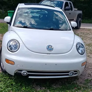 2000 Volkswagen Beetle 2.0T Coast Hatchback 2D