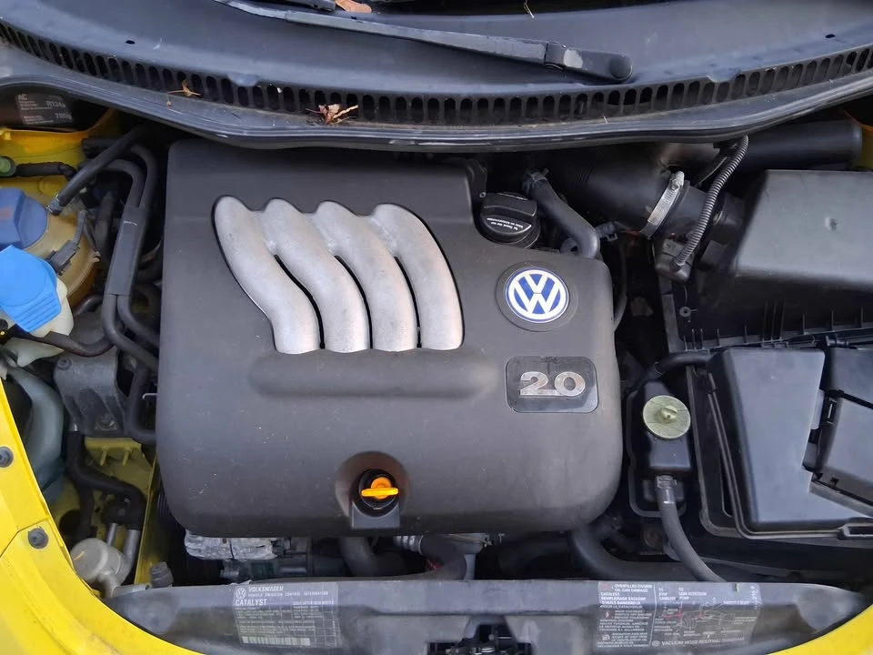 2000 Volkswagen New Beetle - Image 3 of 7