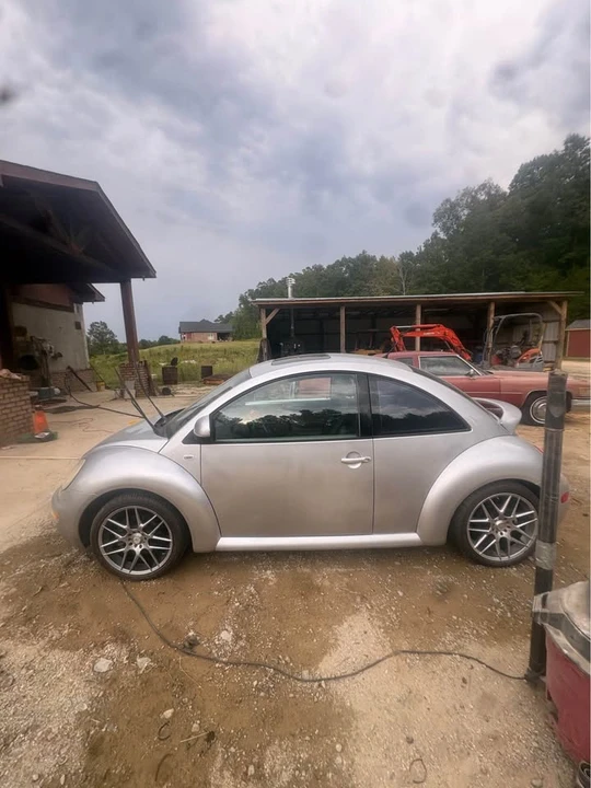 2000 Volkswagen New Beetle - Image 3 of 9
