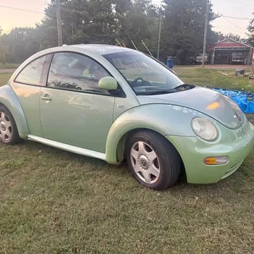 2000 Volkswagen Beetle 2.0T Dune Hatchback 2D