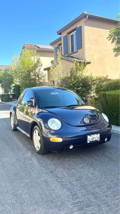 2000 Volkswagen New Beetle - Image 4 of 10