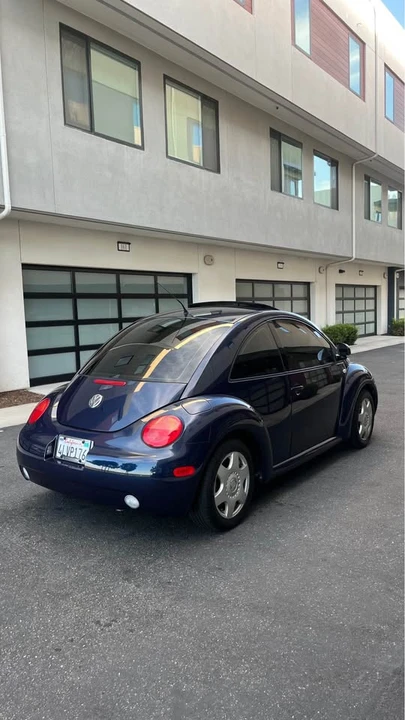 2000 Volkswagen New Beetle - Image 3 of 10