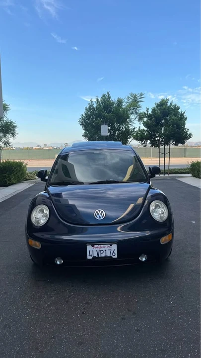 2000 Volkswagen New Beetle - Image 5 of 10