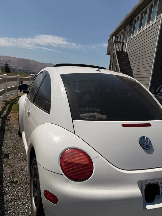 2000 Volkswagen New Beetle - Image 5 of 11