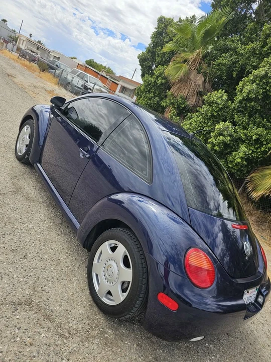 2000 Volkswagen New Beetle - Image 3 of 8
