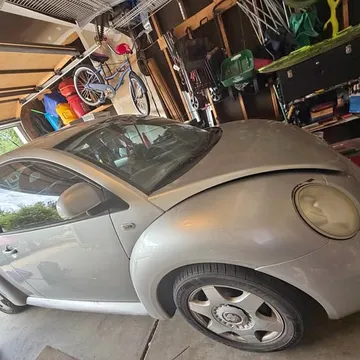 2000 Volkswagen Beetle 2.0T Turbo Hatchback 2D