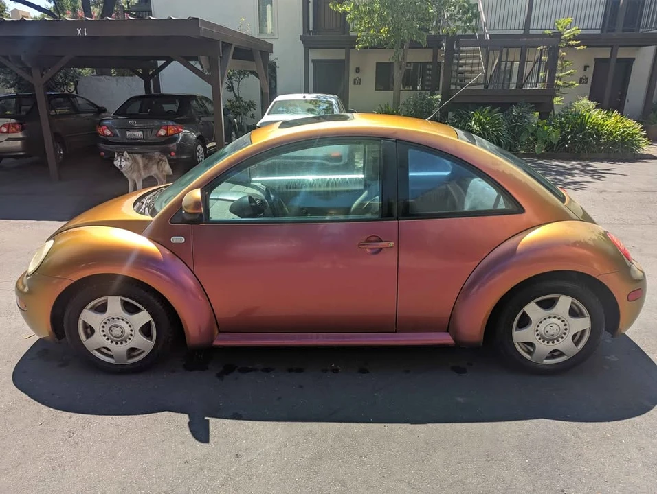 2000 Volkswagen New Beetle - Image 5 of 11