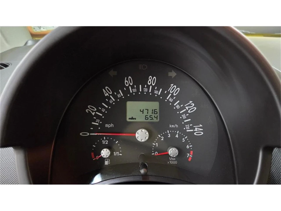 2000 Volkswagen New Beetle - Image 30 of 31