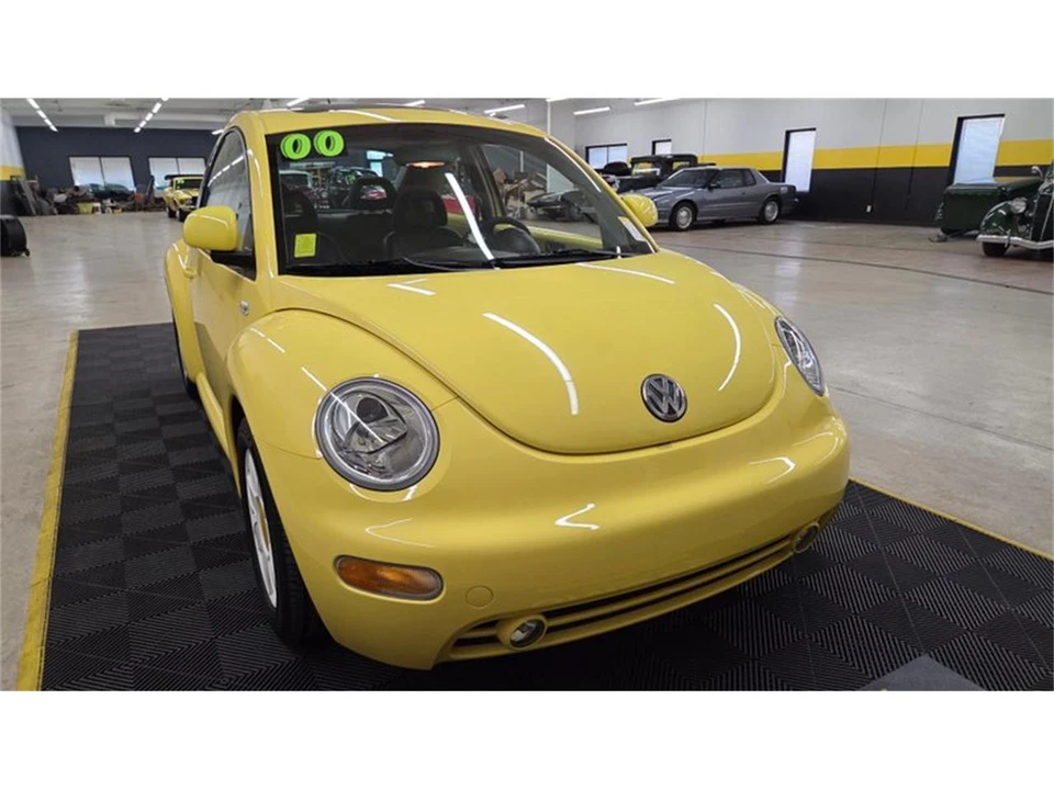 2000 Volkswagen New Beetle - Image 10 of 31