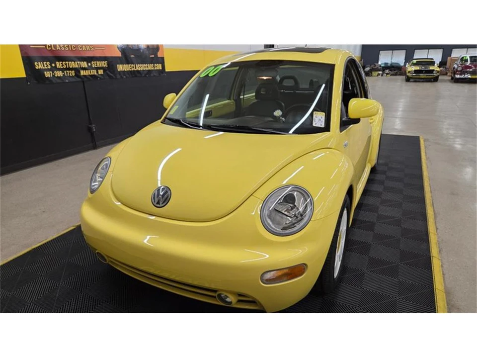 2000 Volkswagen New Beetle - Image 11 of 31