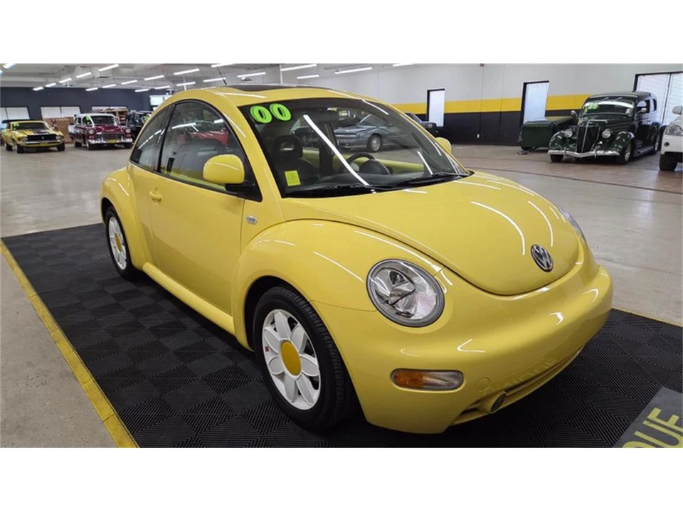 2000 Volkswagen New Beetle - Image 3 of 31