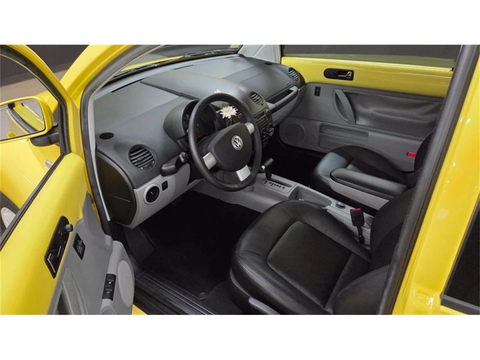 2000 Volkswagen New Beetle - Image 8 of 31