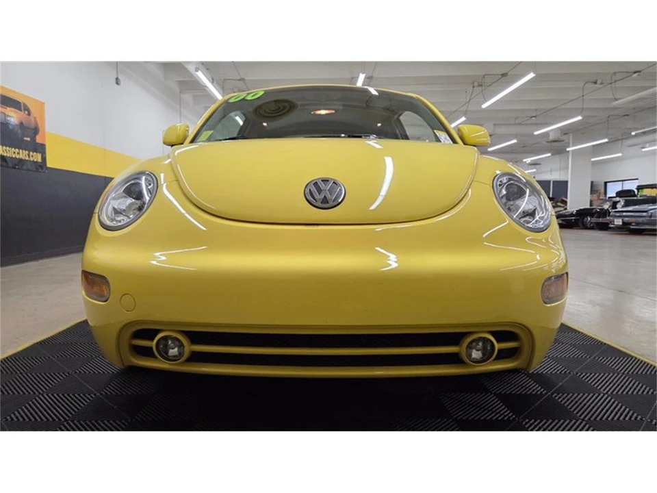 2000 Volkswagen New Beetle - Image 9 of 31