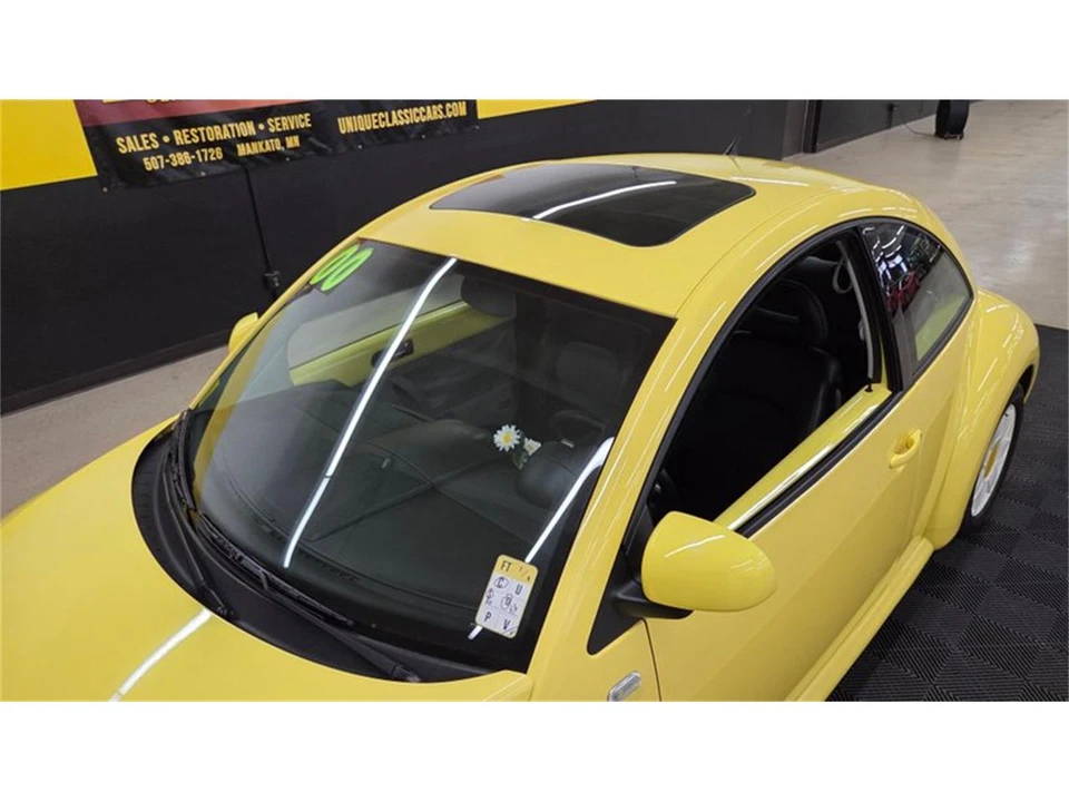 2000 Volkswagen New Beetle - Image 14 of 31