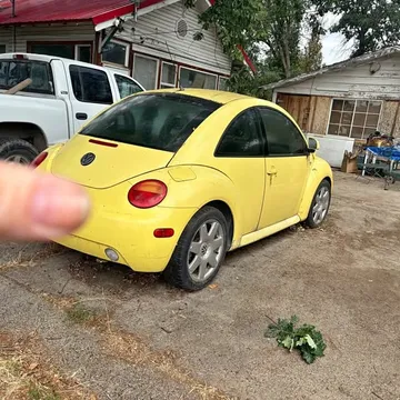 2000 Volkswagen Beetle