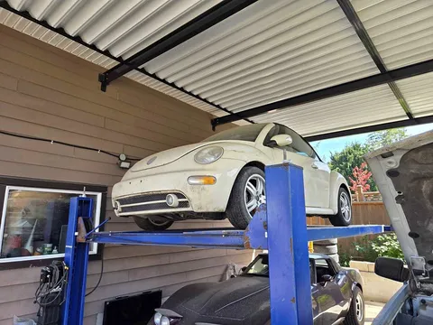 2000 Volkswagen Beetle