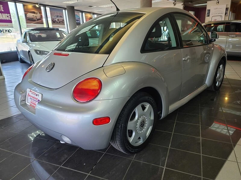 2000 Volkswagen New Beetle - Image 5 of 18