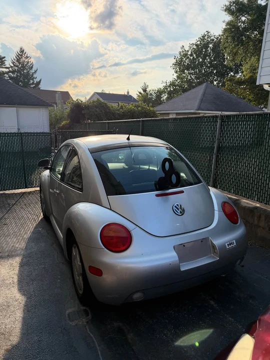 2000 Volkswagen New Beetle - Image 2 of 7