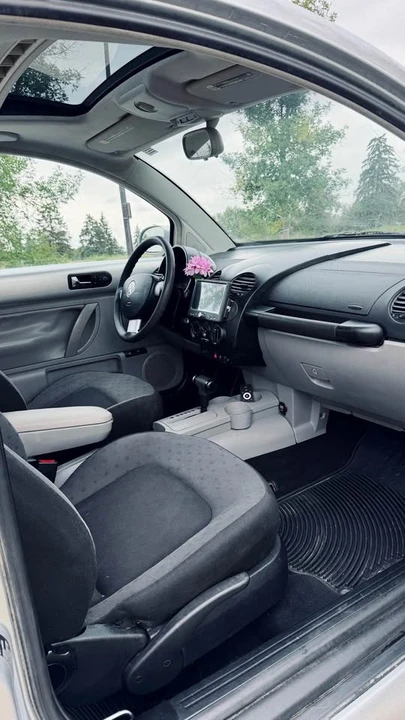 2000 Volkswagen New Beetle - Image 2 of 6