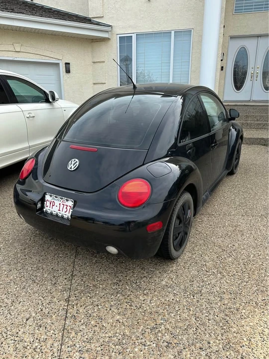 2000 Volkswagen New Beetle - Image 8 of 9