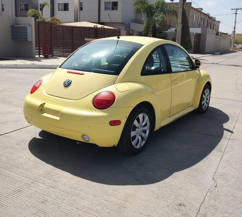 2000 Volkswagen New Beetle - Image 10 of 16