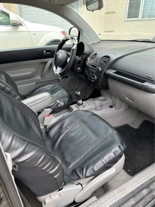 2000 Volkswagen New Beetle - Image 9 of 9