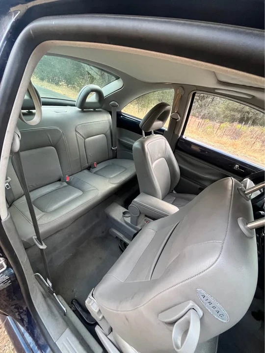 2000 Volkswagen New Beetle - Image 14 of 18