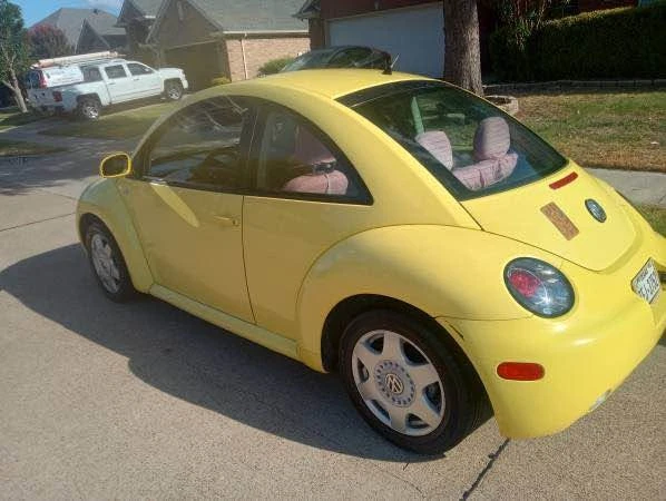 2000 Volkswagen New Beetle - Image 2 of 4