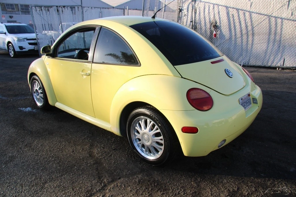 2000 Volkswagen New Beetle - Image 4 of 21