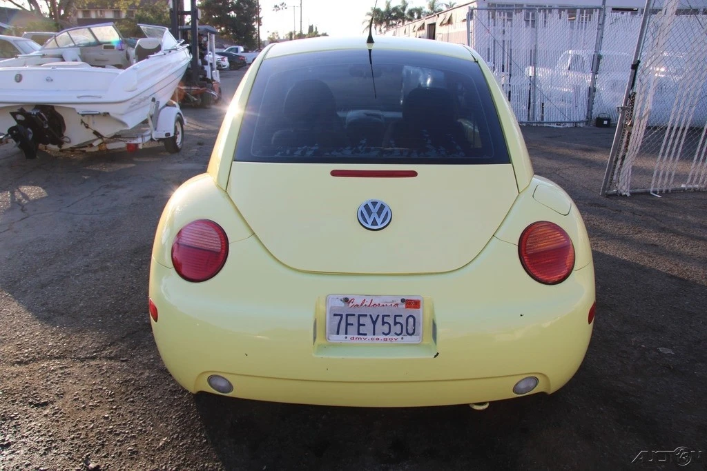 2000 Volkswagen New Beetle - Image 5 of 21