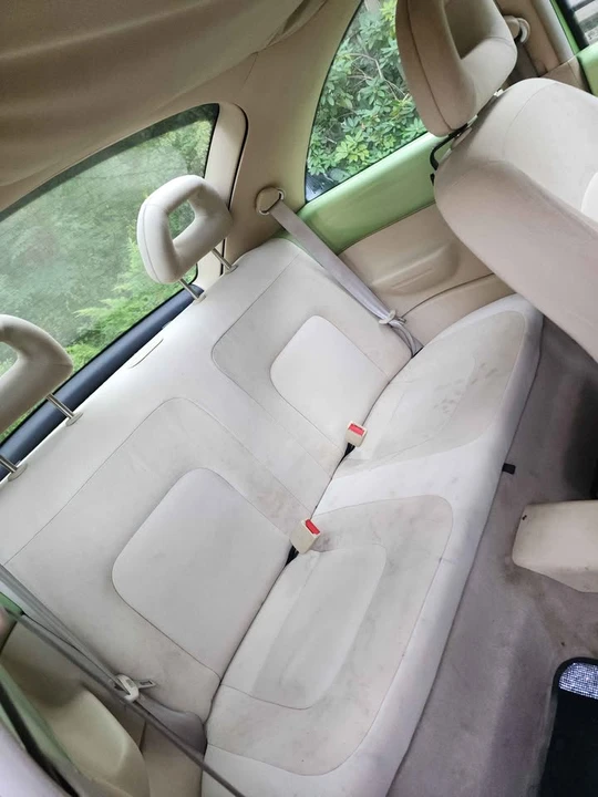 2000 Volkswagen New Beetle - Image 6 of 7
