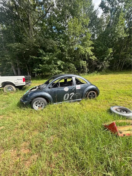2000 Volkswagen New Beetle - Image 2 of 4