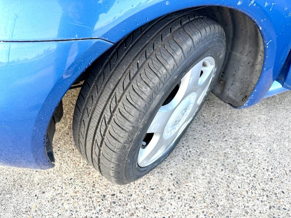 2000 Volkswagen New Beetle - Image 12 of 12