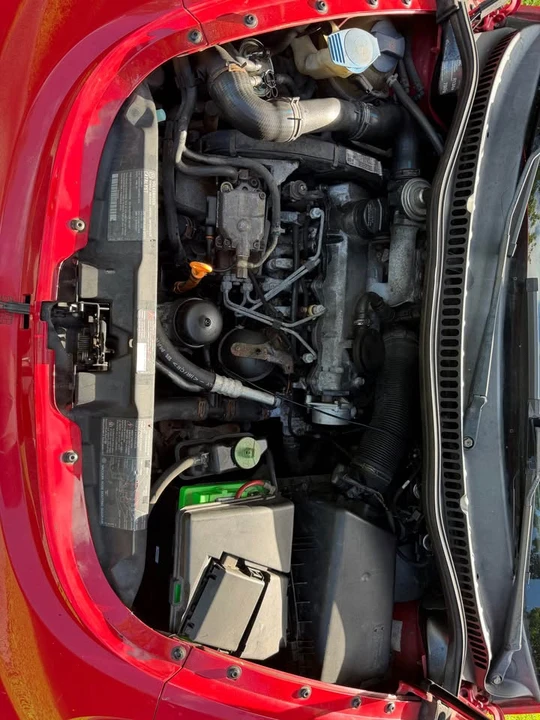 2000 Volkswagen New Beetle - Image 2 of 5