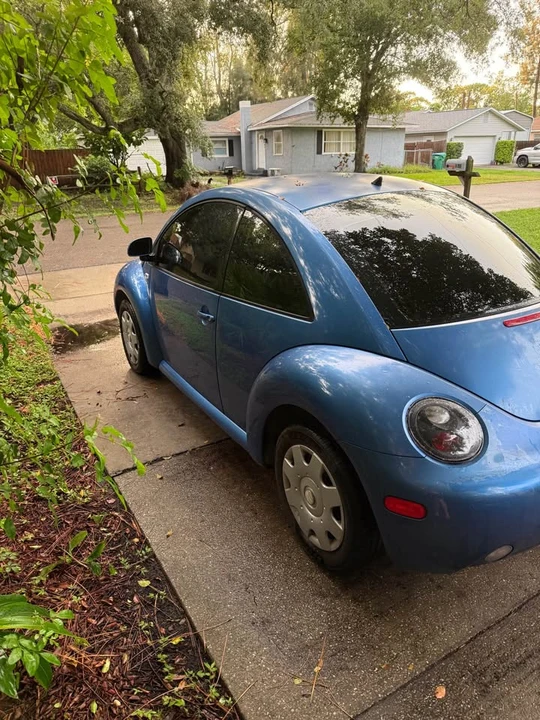 2000 Volkswagen New Beetle - Image 4 of 8