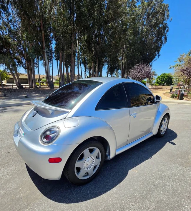 2000 Volkswagen New Beetle - Image 6 of 10