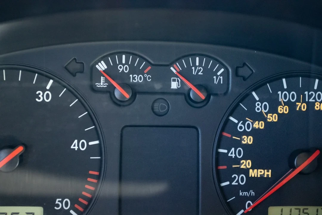 2000 Volkswagen EuroVan - Image 23 of 30