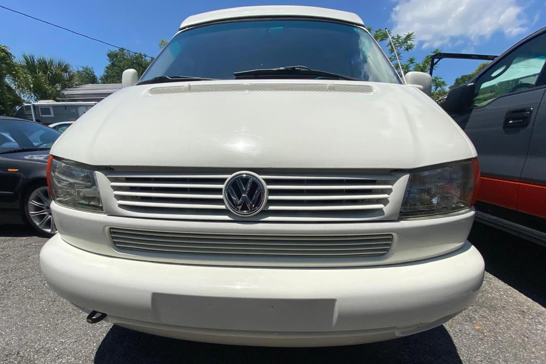 2000 Volkswagen EuroVan - Image 2 of 9