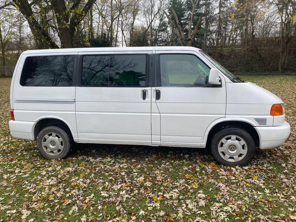 2000 Volkswagen EuroVan - Image 19 of 31
