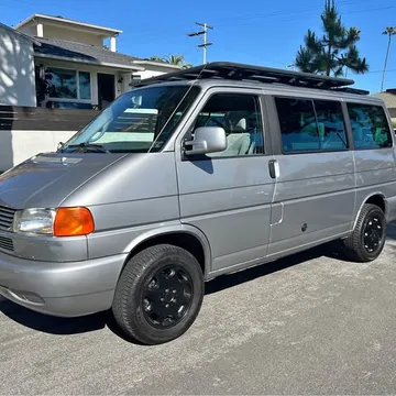 2000 Volkswagen Eurovan GLS Minivan 3D