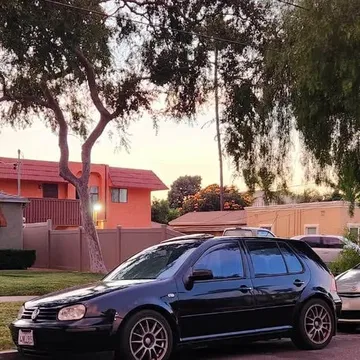 2000 Volkswagen Golf GLS Turbo Hatchback 4D