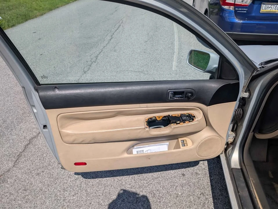 2000 Volkswagen GTI Mk4 - Image 11 of 20