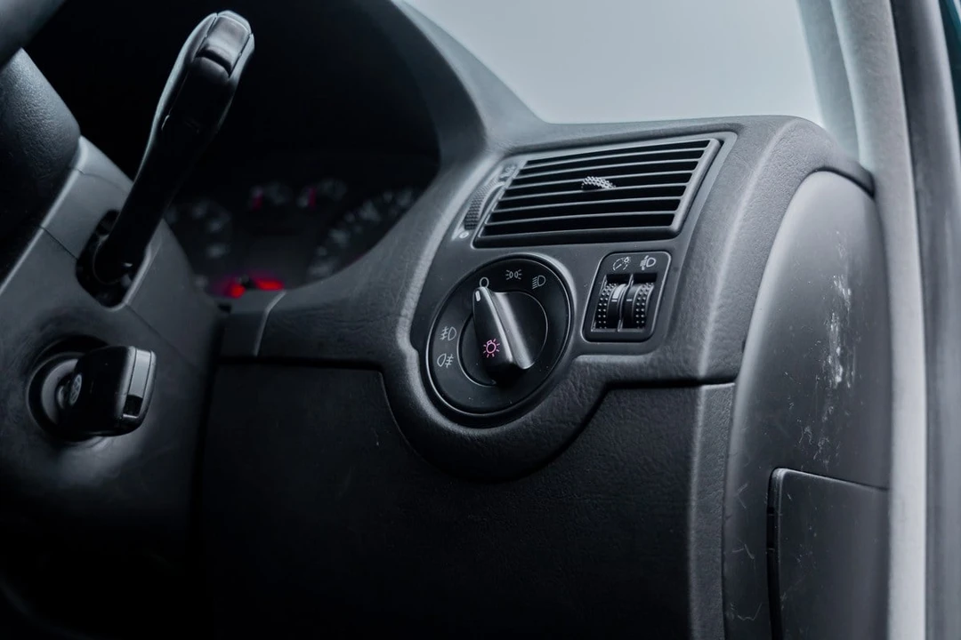 2000 Volkswagen GTI Mk4 - Image 26 of 30