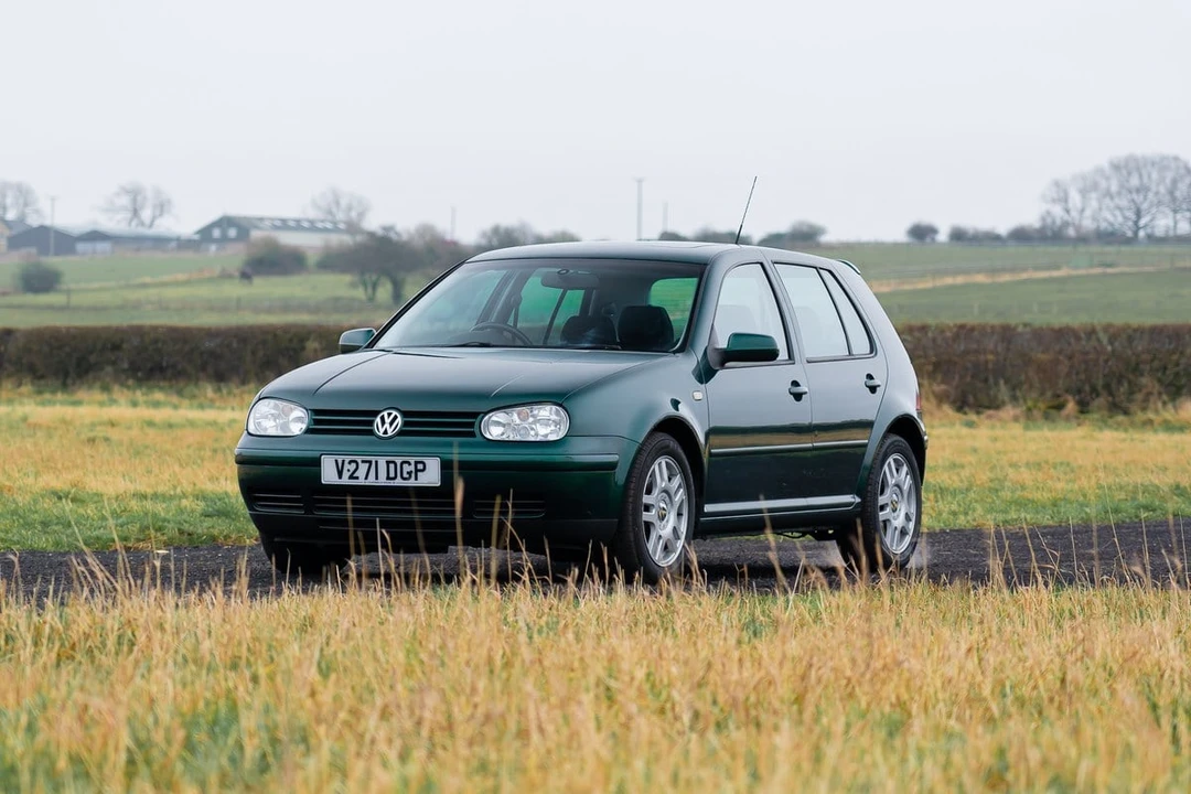 2000 Volkswagen GTI Mk4 - Image 2 of 30