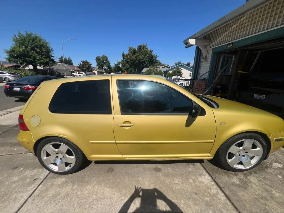 2000 Volkswagen GTI Mk4 - Image 2 of 4