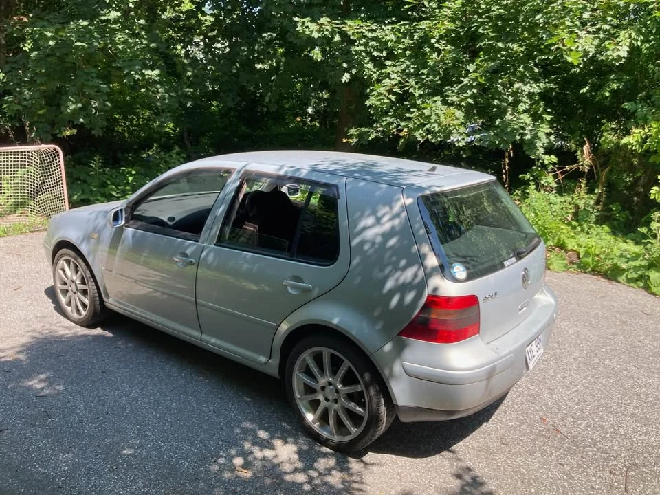 2000 Volkswagen GTI Mk4 - Image 2 of 10