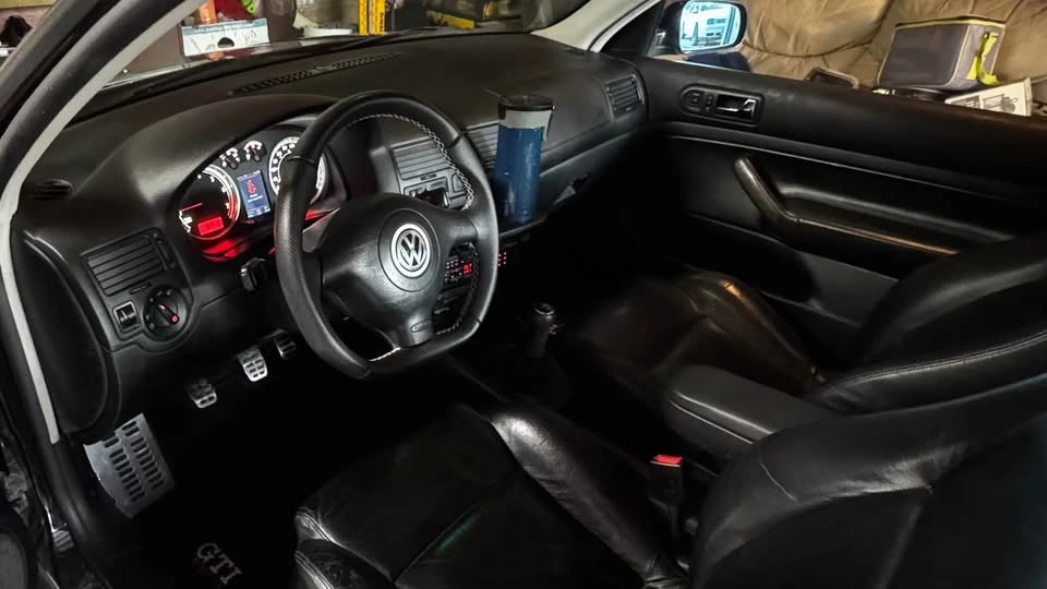 2000 Volkswagen GTI Mk4 - Image 4 of 5