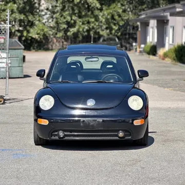 2000 Volkswagen New Beetle